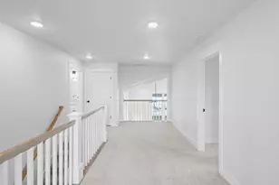 245 S Summer Breeze Ln W, Layton, UT 84041 - Photo 17