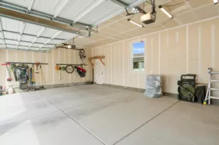 245 S Summer Breeze Ln W, Layton, UT 84041 - Photo 29