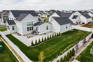 245 S Summer Breeze Ln W, Layton, UT 84041 - Photo 31