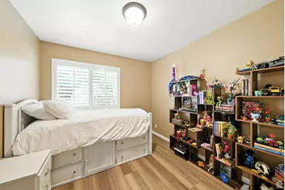 2343 W Temple View Cir, South Jordan, UT 84095 - Photo 25