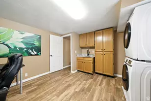 2343 W Temple View Circle, South Jordan, UT 84095 - Photo 19