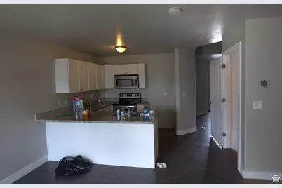 831 N Glen Eagle Ct, Tooele, UT 84074 - Photo 3