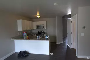 831 N Glen Eagle Ct, Tooele, UT 84074 - Photo 3