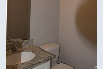 831 N Glen Eagle Ct, Tooele, UT 84074 - Photo 5