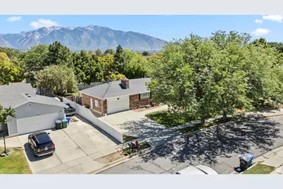 8843 S Capernaum Rd, West Jordan, UT 84088 - Photo 27