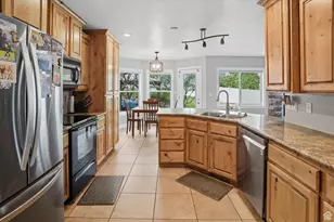 2819 S Silver Fox Ln, Saratoga Springs, UT 84045 - Photo 11