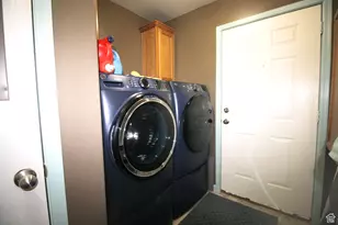 150 E 750 N, Vernal, UT 84078 - Photo 25