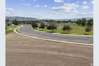 806 S School House Way E #2, Heber City, UT 84032 - Photo 3