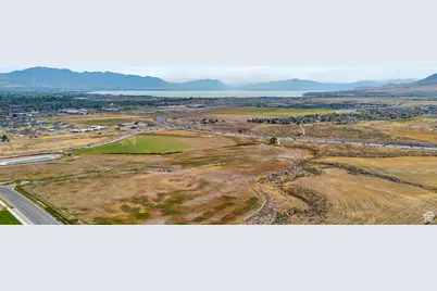 1787 N Festive Way W #302, Saratoga Springs, UT 84045 - Photo 17