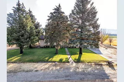 595 S 100 St E, Fountain Green, UT 84632 - Photo 5