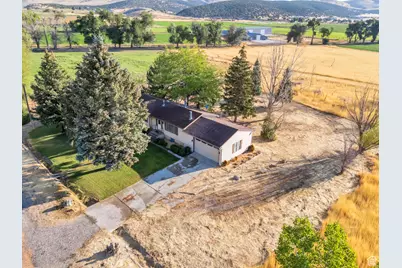 595 S 100 St E, Fountain Green, UT 84632 - Photo 7
