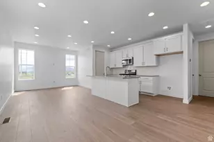 3987 W Red Clover Dr, Lehi, UT 84048 - Photo 7