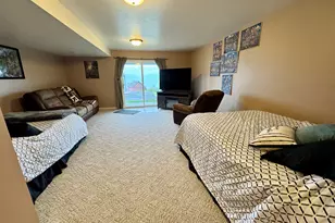 871 N Newberg Dr, Garden City, UT 84028 - Photo 17