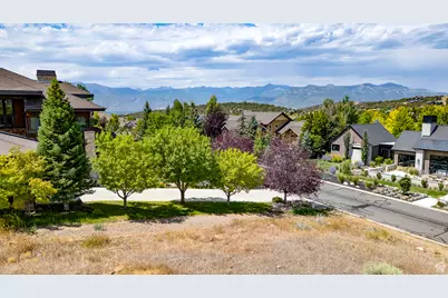 3404 E Stoney Cir #110, Heber City, UT 84032 - Photo 11