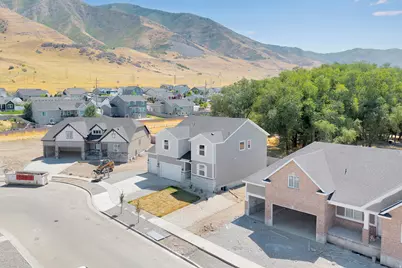 2080 E Dolan Dr #1332, Lake Point, UT 84074 - Photo 35