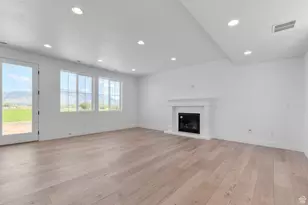 1944 S 2425 W, West Haven, UT 84401 - Photo 9