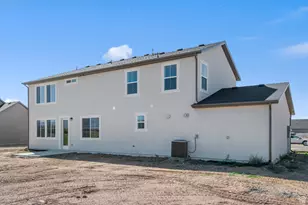 1944 S 2425 W, West Haven, UT 84401 - Photo 5