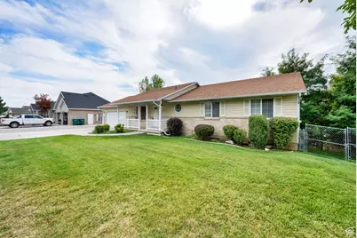 10207 N Cottonwood Dr, Cedar Hills, UT 84062 - Photo 3