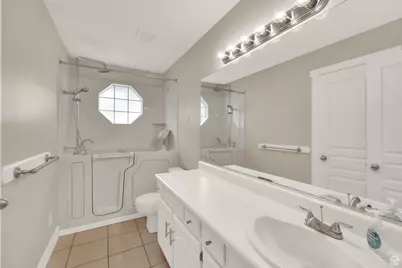 10207 N Cottonwood Dr, Cedar Hills, UT 84062 - Photo 11