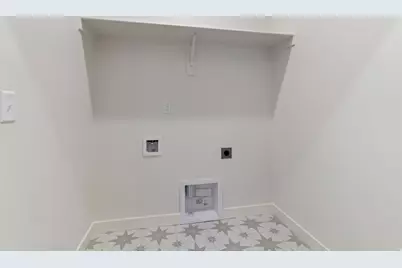 799 W Halvorsen Pkwy, Saratoga Springs, UT 84045 - Photo 11