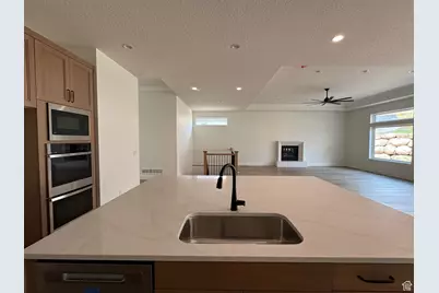 4314 N Cortona Ln #311, Lehi, UT 84048 - Photo 3