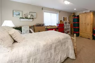 135 E Station St, Sandy, UT 84070 - Photo 23