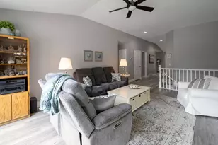 135 E Station St, Sandy, UT 84070 - Photo 5