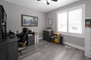 135 E Station St, Sandy, UT 84070 - Photo 15