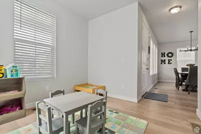 7577 S New Sycamore Dr, West Jordan, UT 84081 - Photo 15