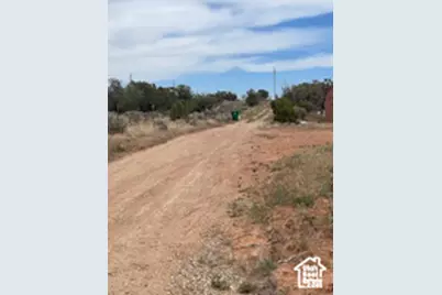 17 S Avikan Dr, Blanding, UT 84511 - Photo 3
