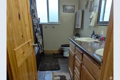 7775 S 45125 W, Fruitland, UT 84027 - Photo 13