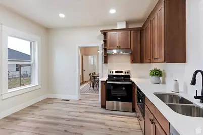 275 W 34th St, Ogden, UT 84401 - Photo 15