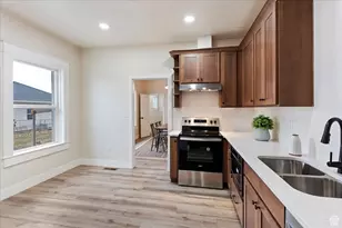 275 W 34th St, Ogden, UT 84401 - Photo 15