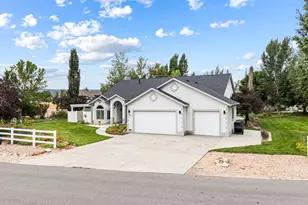 605 W Aspen Rd, Francis, UT 84036 - Photo 3