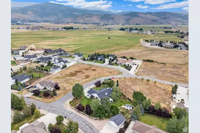 605 W Aspen Rd, Francis, UT 84036 - Photo 73