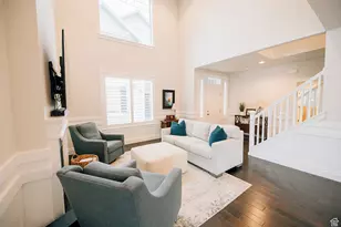 246 N Glenwood Way E, North Salt Lake, UT 84010 - Photo 9