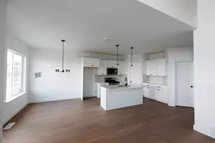 838 N Pugh Ln, Saratoga Springs, UT 84045 - Photo 7