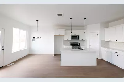 838 N Pugh Ln #928, Saratoga Springs, UT 84045 - Photo 3