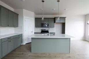 834 N Pugh Ln, Saratoga Springs, UT 84045 - Photo 3