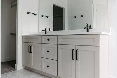 962 N 3620 W #213, Lehi, UT 84043 - Photo 15