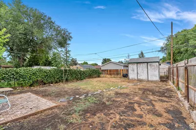 653 E Hollywood Ave, Salt Lake City, UT 84105 - Photo 19