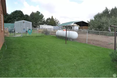 1084 W 2000 N, Vernal, UT 84078 - Photo 57