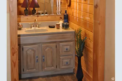 1084 W 2000 N, Vernal, UT 84078 - Photo 33