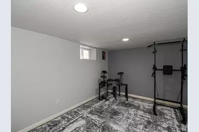 3379 S 900 E, Salt Lake City, UT 84106 - Photo 33