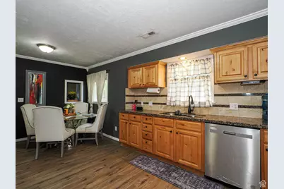 3379 S 900 E, Salt Lake City, UT 84106 - Photo 17