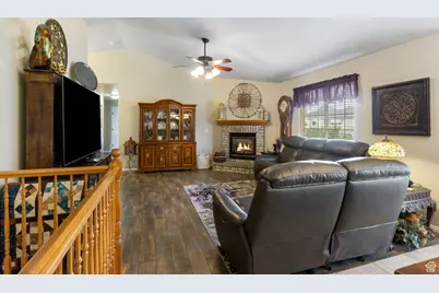 5235 W Rancho Vista Ln, West Valley, UT 84120 - Photo 11