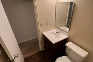 861 E 575 N, Layton, UT 84041 - Photo 9