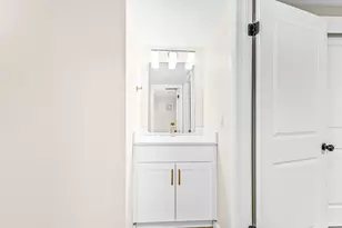 1950 S 200 W, Bountiful, UT 84010 - Photo 41