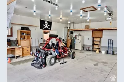 245 S 200 W, Huntington, UT 84528 - Photo 9