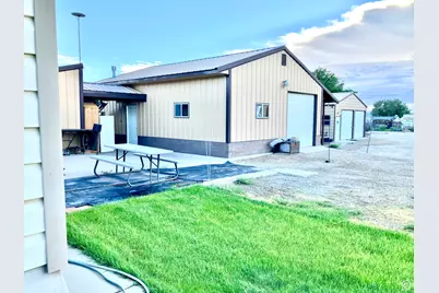 245 S 200 W, Huntington, UT 84528 - Photo 15